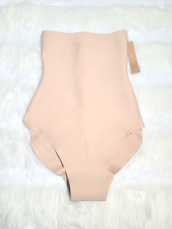 SKIMS Other - SKIMS Body Core Sculpt Zoned High Waisted Brief Cream Clay Women Medium NEW